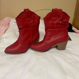 Red mini boots